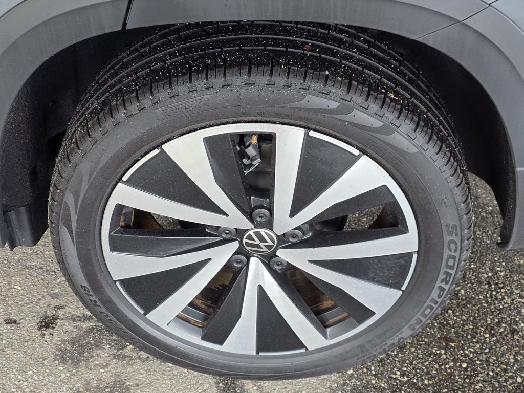2024 Volkswagen Taos 1.5T SE