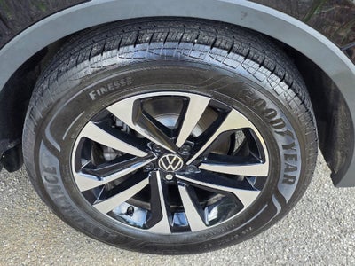 2024 Volkswagen Tiguan 2.0T S