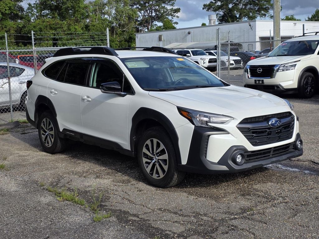 2024 Subaru Outback Premium's photo