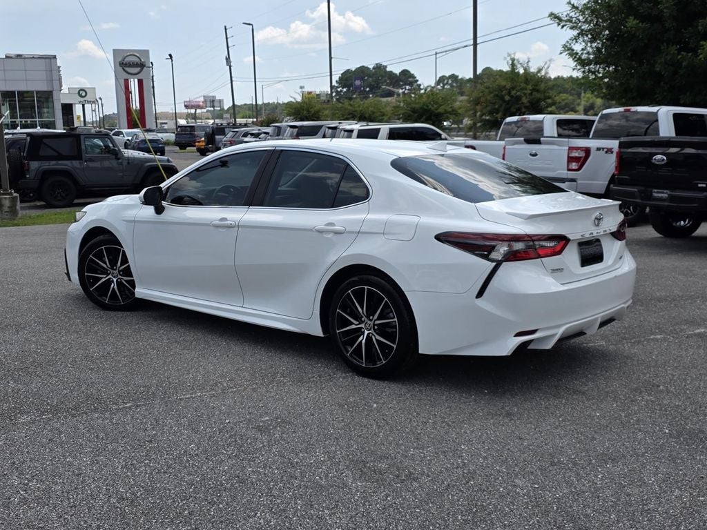 2022 Toyota Camry SE