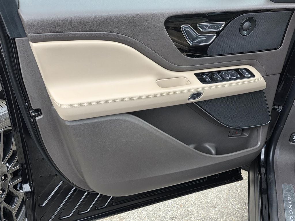 2022 Lincoln Aviator Plug-In Hybrid Grand Touring
