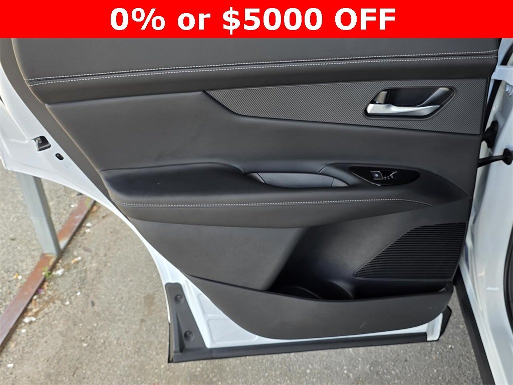 2025 Nissan Murano SL