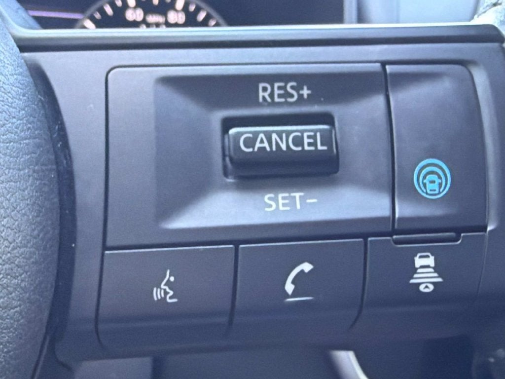 2024 Nissan Rogue SV PREMIUM PACKAGE
