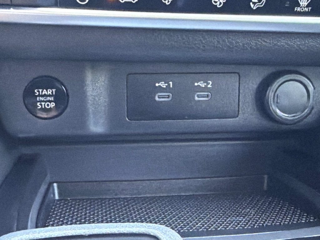 2024 Nissan Rogue SV PREMIUM PACKAGE