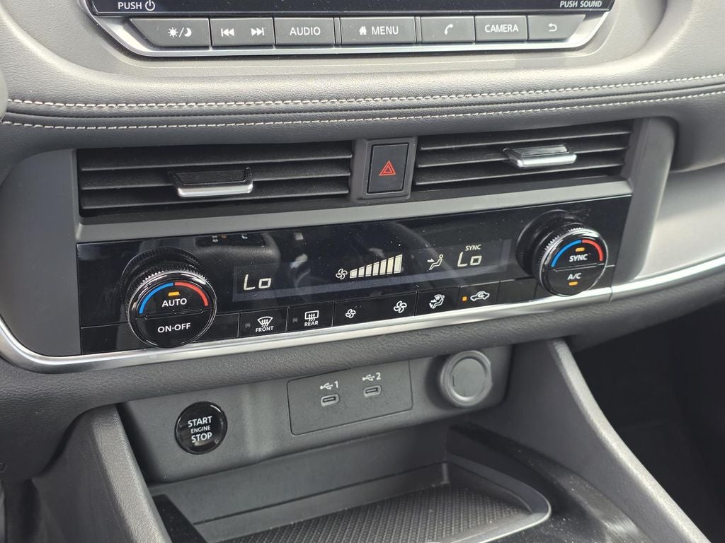 2025 Nissan Rogue SV