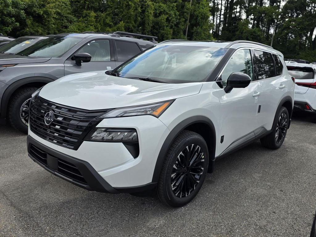 2026 Nissan Rogue Dark Armor's photo