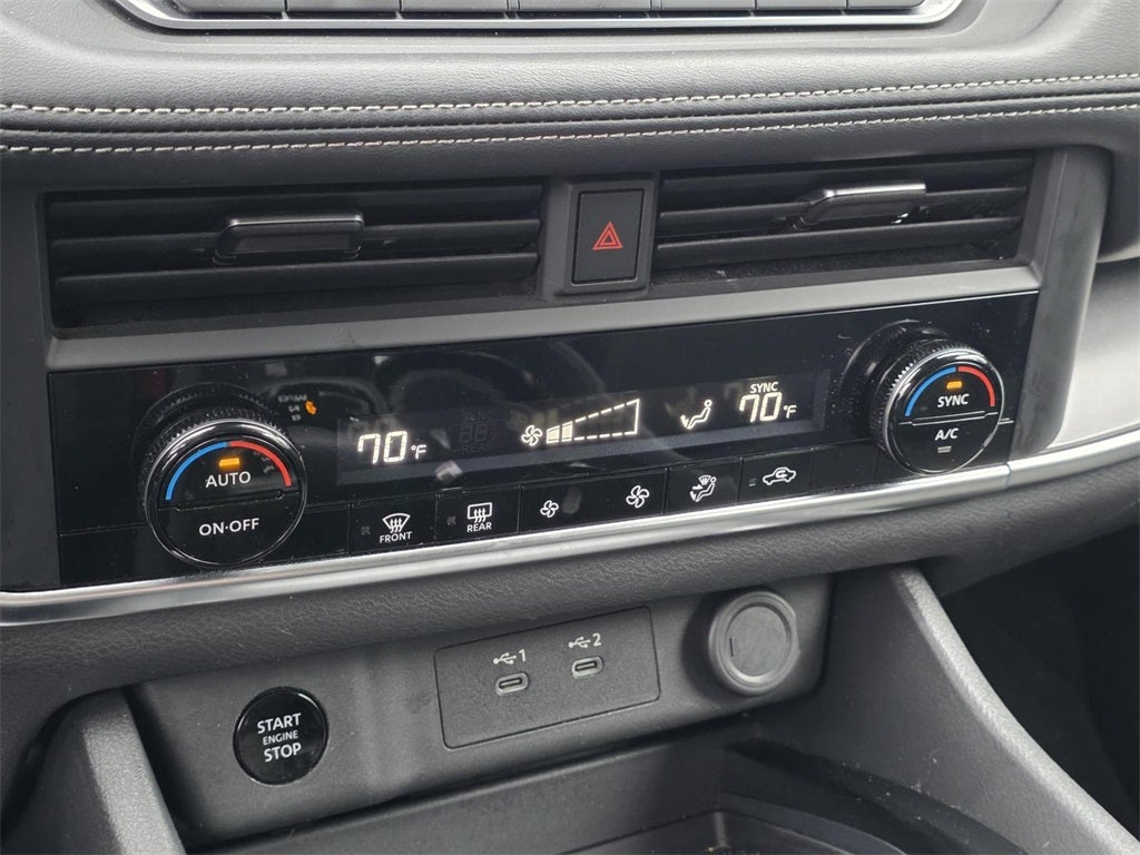 2024 Nissan Rogue SV