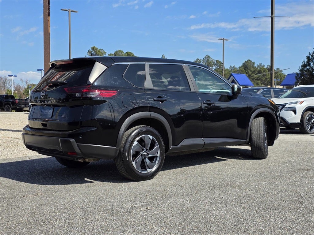 2025 Nissan Rogue SV