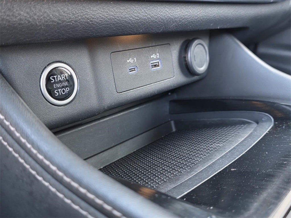 2022 Nissan Rogue SL