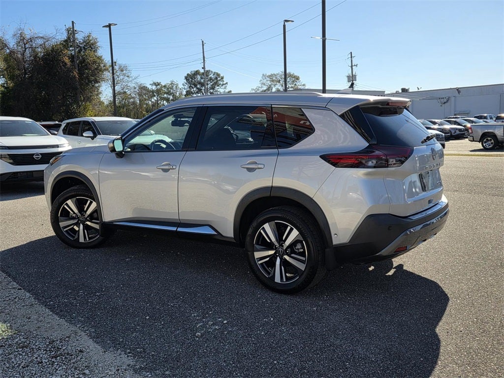 2022 Nissan Rogue SL