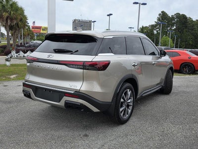 2023 INFINITI QX60 LUXE