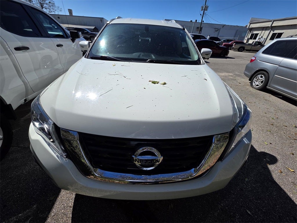 2019 Nissan Pathfinder SL