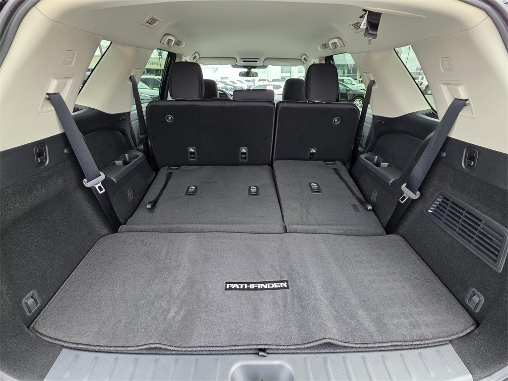 2026 Nissan Pathfinder S