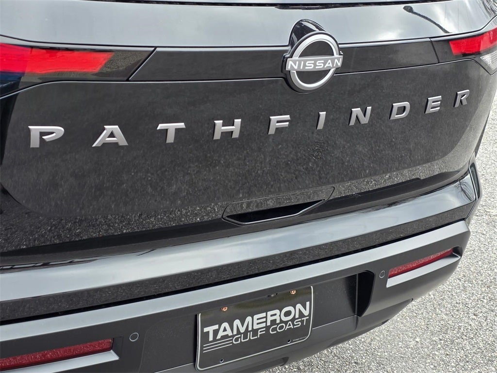 2026 Nissan Pathfinder S