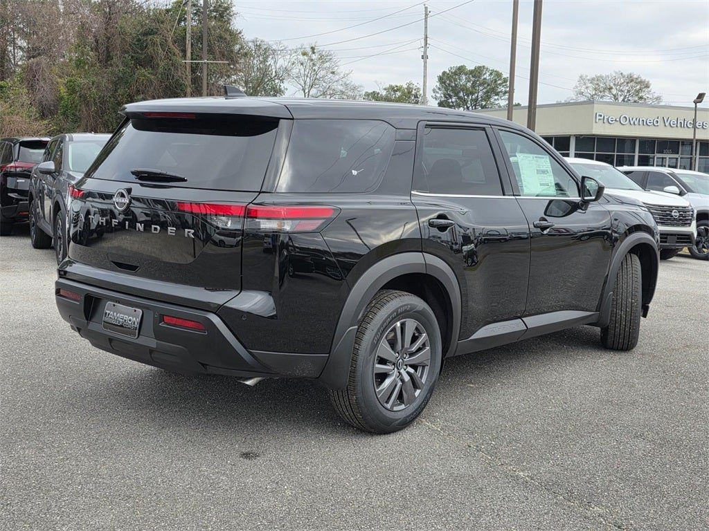 2026 Nissan Pathfinder S