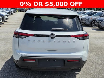 2025 Nissan Pathfinder SV