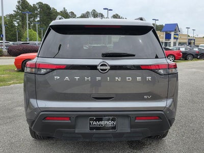 2024 Nissan Pathfinder SV