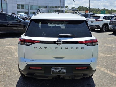 2026 Nissan Pathfinder SV