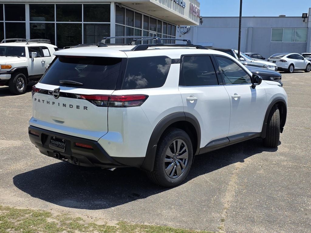 2026 Nissan Pathfinder SV