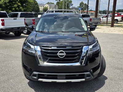 2024 Nissan Pathfinder SL Premium Package