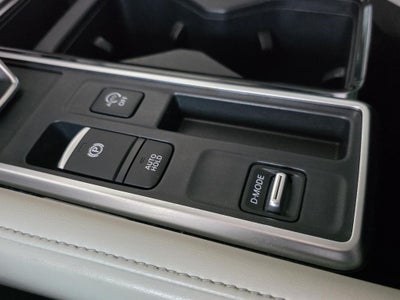 2024 Nissan Pathfinder SL Premium Package