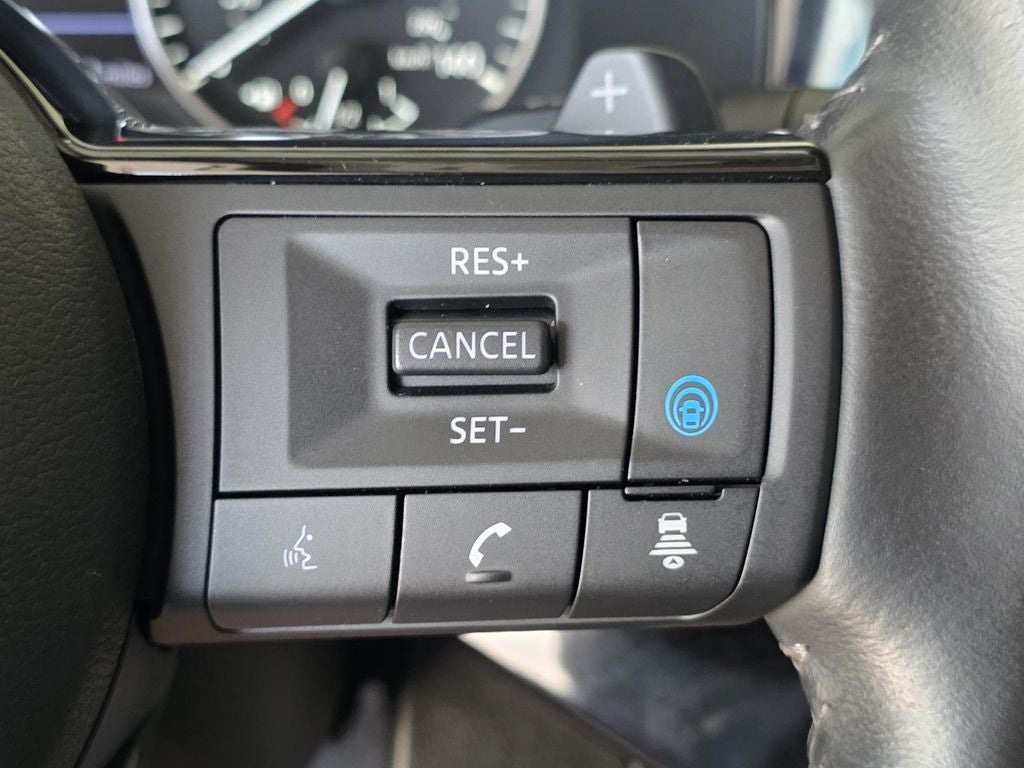 2024 Nissan Pathfinder SL Premium Package
