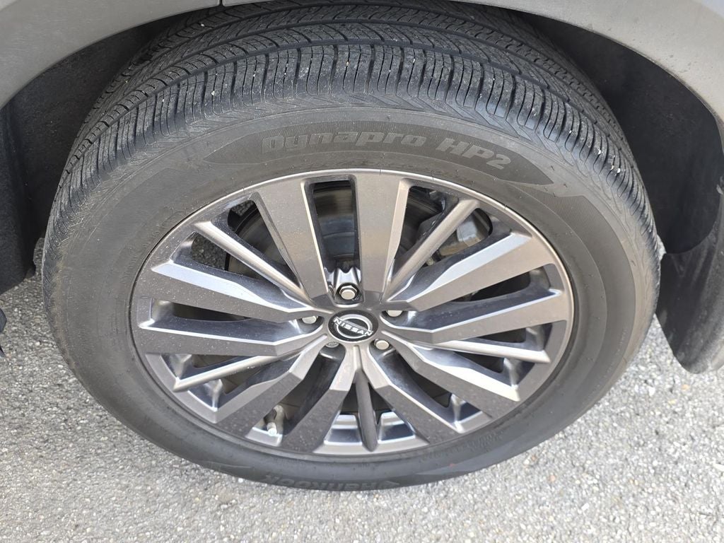 2024 Nissan Pathfinder SL Premium Package