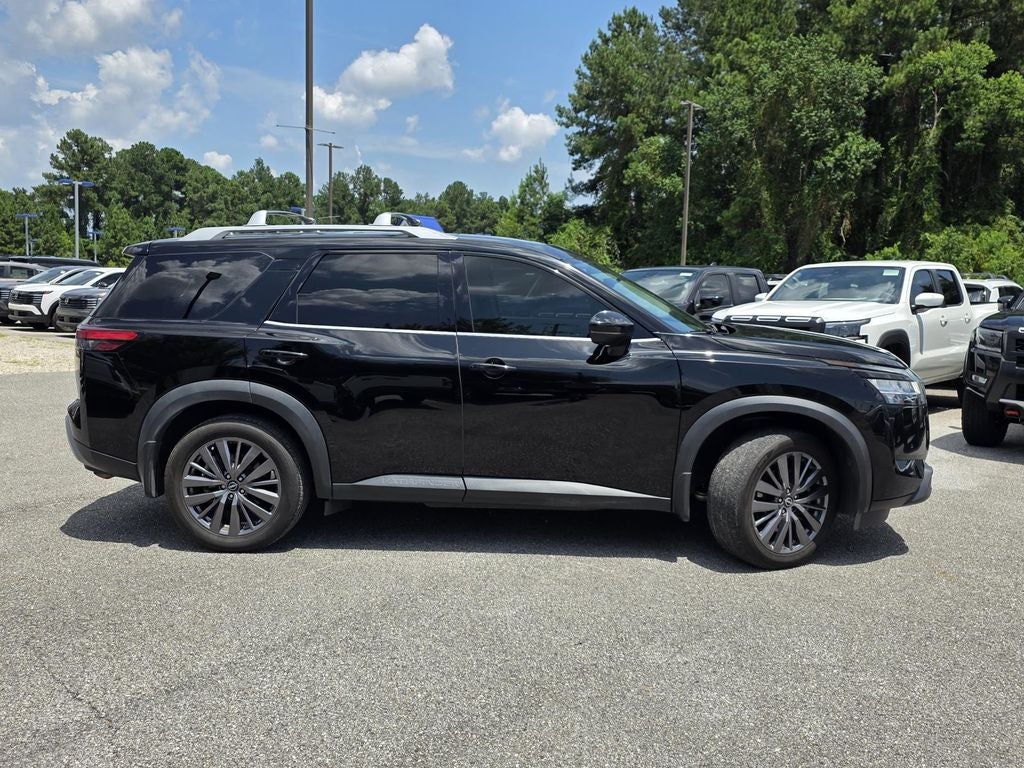 2024 Nissan Pathfinder SL Premium Package