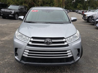 2019 Toyota Highlander LE