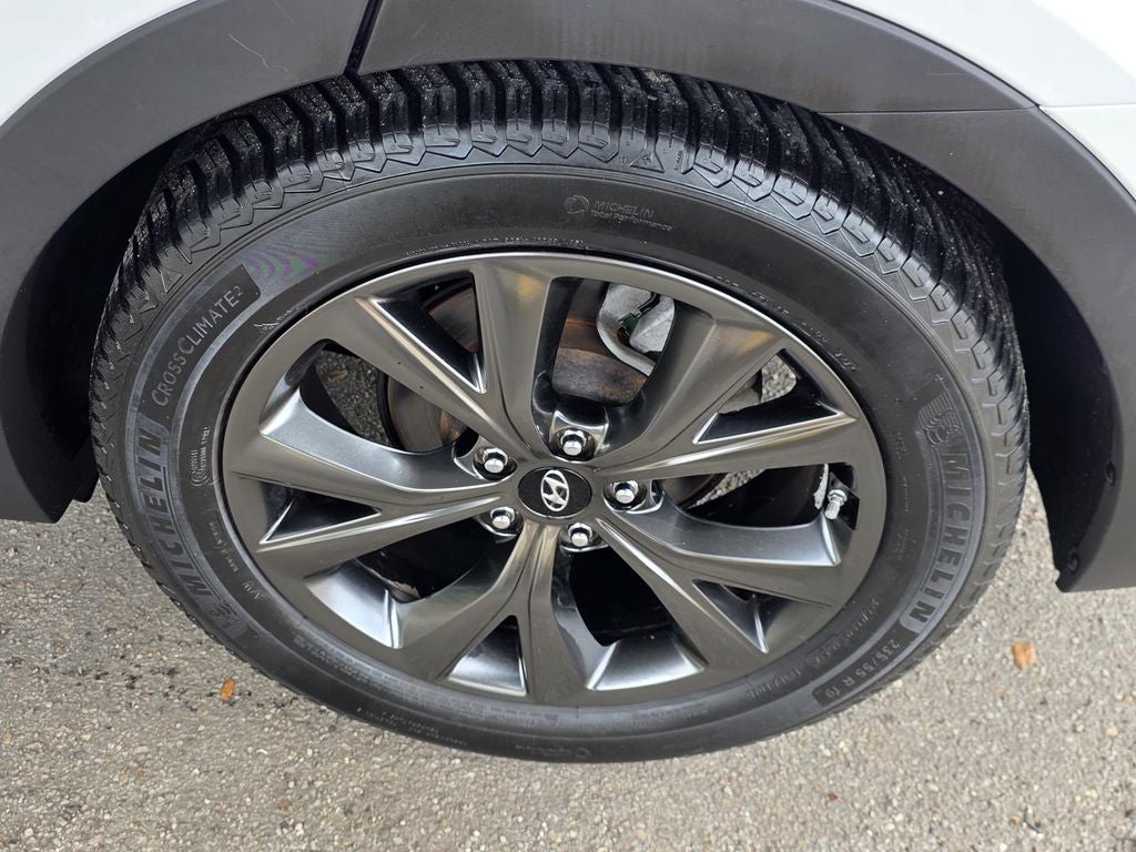 2017 Hyundai Santa Fe Sport 2.0T Ultimate