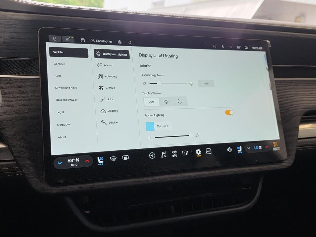 2025 Rivian R1S Adventure Dual Motor Standard Pack