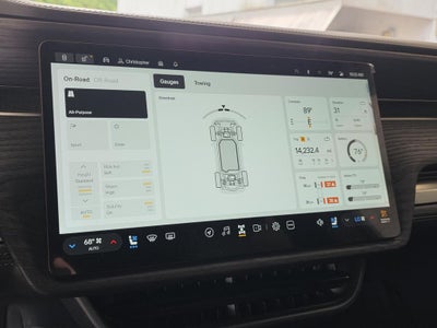 2025 Rivian R1S Adventure Dual Motor Standard Pack
