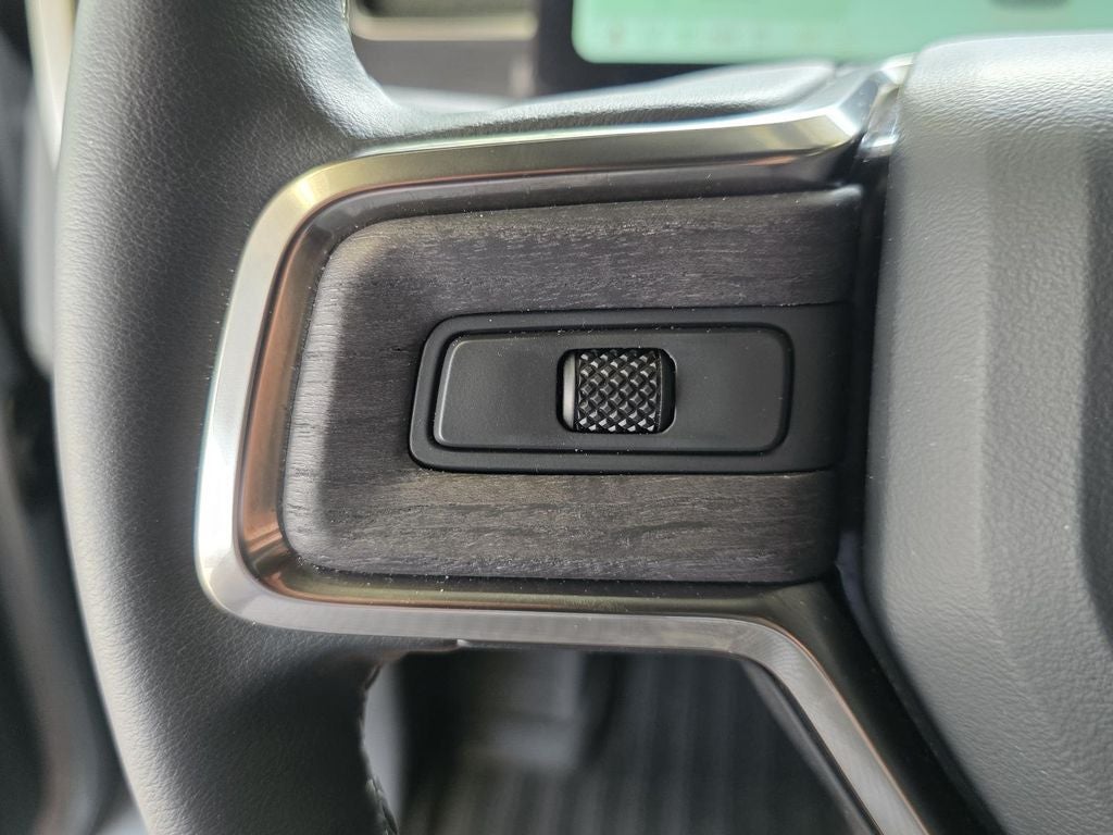 2025 Rivian R1S Adventure Dual Motor Standard Pack