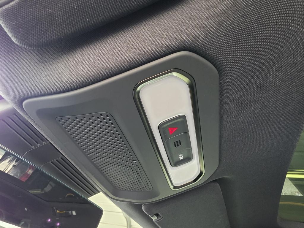 2025 Rivian R1S Adventure Dual Motor Standard Pack