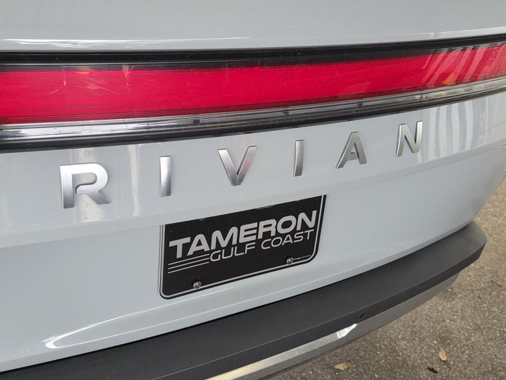 2025 Rivian R1S Adventure Dual Motor Standard Pack