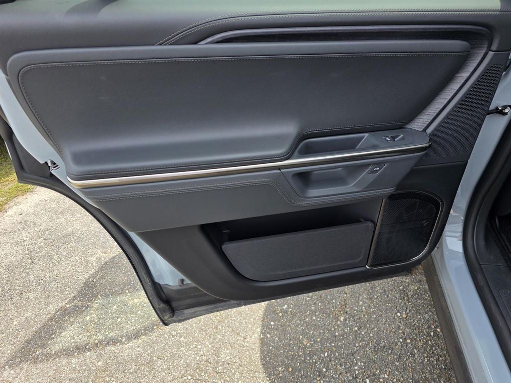 2025 Rivian R1S Adventure Dual Motor Standard Pack