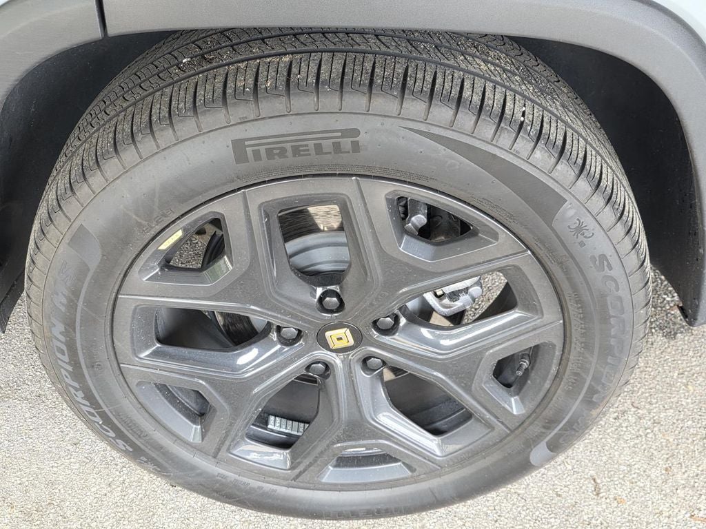 2025 Rivian R1S Adventure Dual Motor Standard Pack
