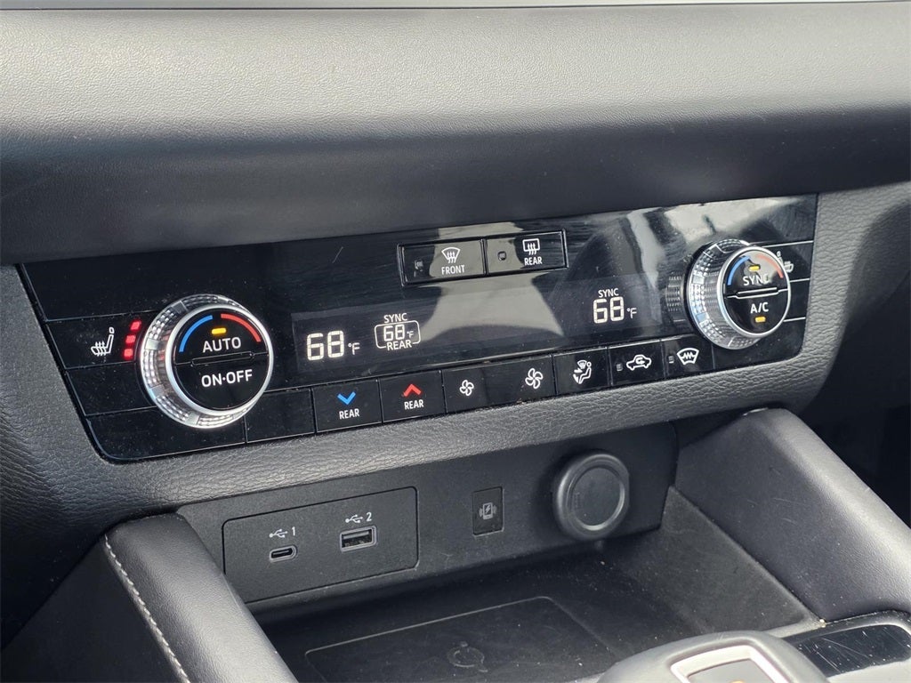 2024 Mitsubishi Outlander PHEV SEL