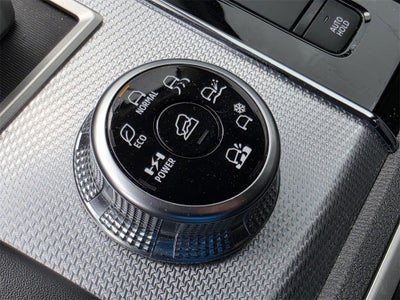 2024 Mitsubishi Outlander PHEV SEL