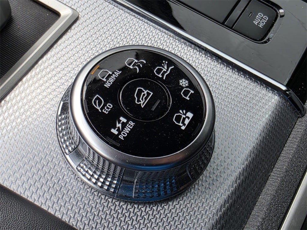 2024 Mitsubishi Outlander PHEV SEL