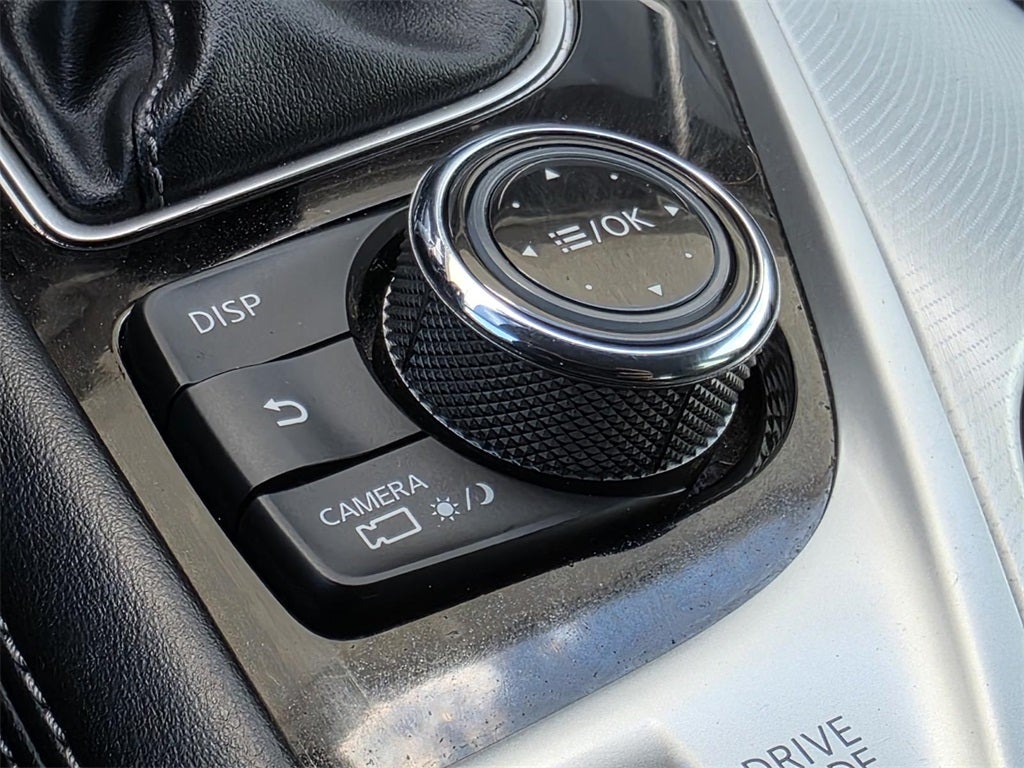 2022 INFINITI Q50 LUXE