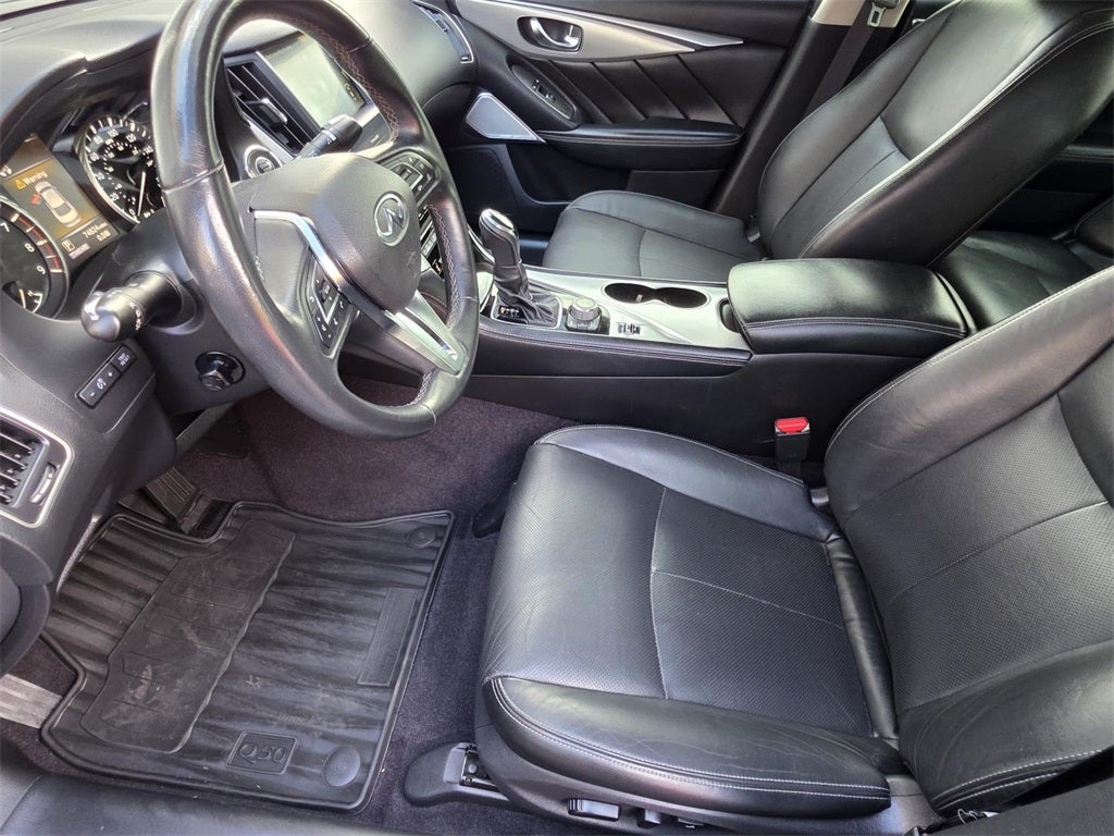 2022 INFINITI Q50 LUXE