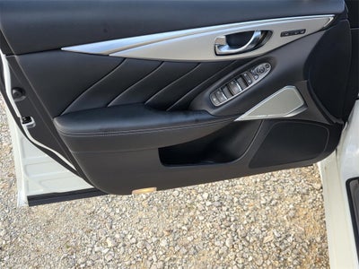 2023 INFINITI Q50 LUXE