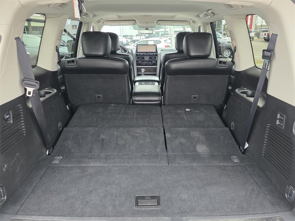 2024 INFINITI QX80 LUXE