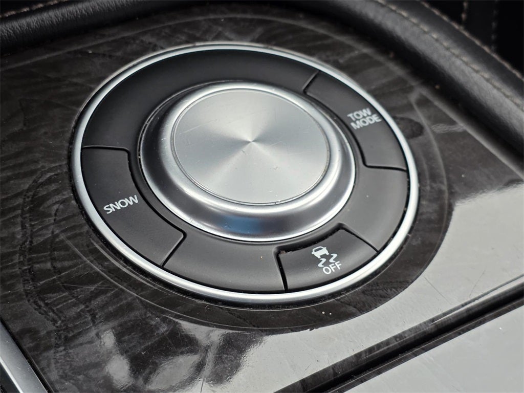 2024 INFINITI QX80 LUXE