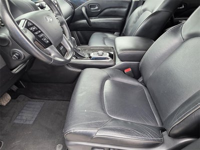 2024 INFINITI QX80 LUXE