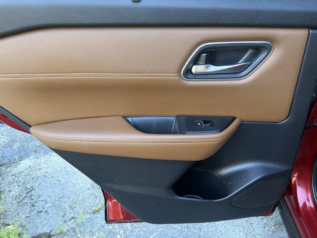 2024 Nissan Rogue Platinum