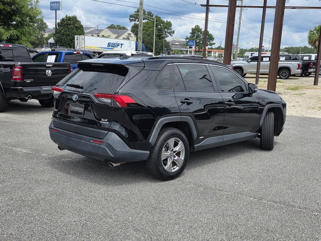 2022 Toyota RAV4 Hybrid XLE