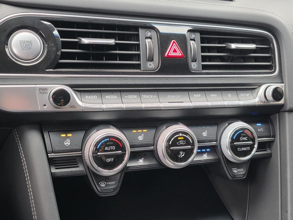 2021 Genesis G70 2.0T