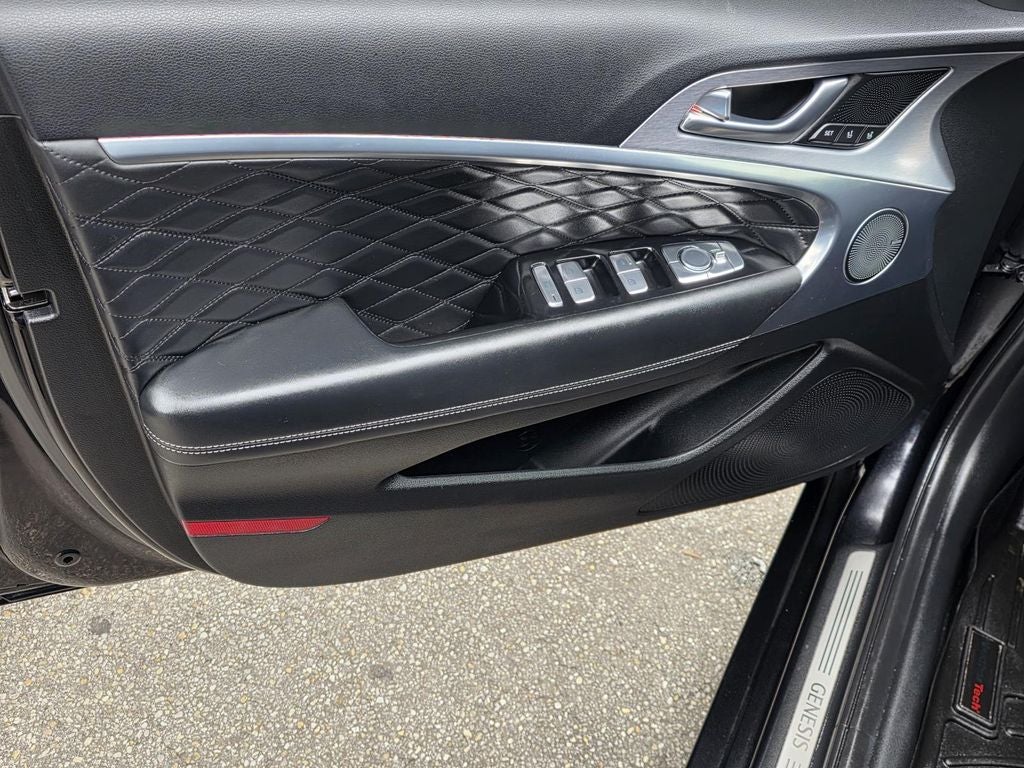 2021 Genesis G70 2.0T